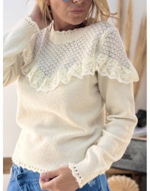 Pull fantaisie blanc cassé, maille pointelle Molly Bracken, détails de dentelle, référence LA1596CN