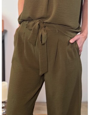 Pantalon large large Manava de Molly Bracken. Taille semi-élastique et matière texturée. Référence G900DE