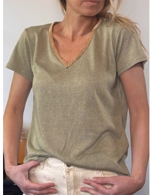 Tee-shirt d'aspect lin à encolure fantaisie en V Molly Bracken - Référence : T427DP KHAKI