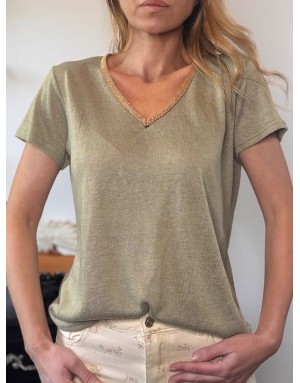 Tee-shirt d'aspect lin à encolure fantaisie en V Molly Bracken - Référence : T427DP KHAKI