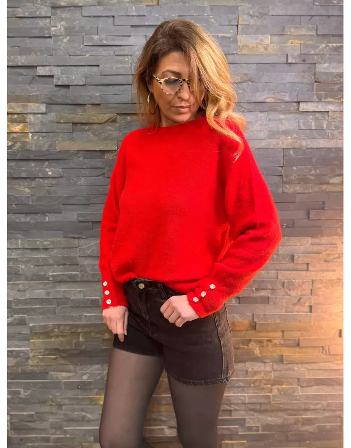 Pull en baby alpaga rouge, col en rond et détail boutons strassés - Sélection Samsara