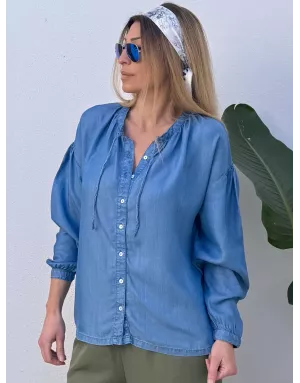 La blouse Apryl de Molly Bracken est une blouse fluide 100% lyocell, effet denim - Référence : Z622DE