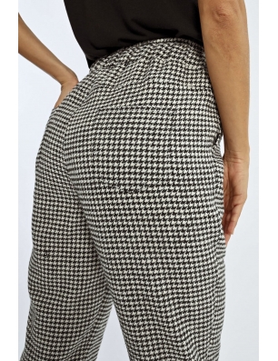 Pantalon décontracté noir et blanc, style jogger, motif pied-de-poule, Lili Sidonio pour Molly Brcken, référence PL260CH