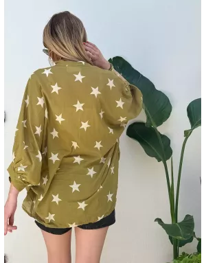 Chemise oversize et longue, kaki, voile de coton, motif étoiles, manches 3/4- Référence : Candelaria