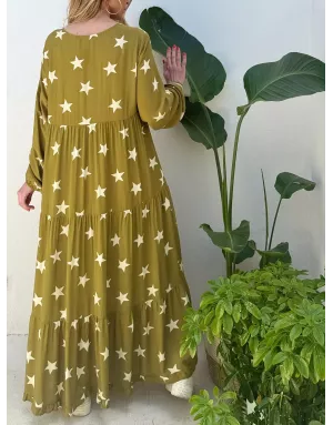 Robe longue fantaisie, coloris kaki, 100% viscose, imprimé étoiles, manches longues- Référence : star