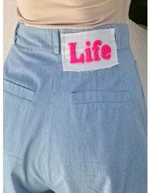 Pantalon large en toile, fines rayures, message "life", 100% coton- Référence : Rossana