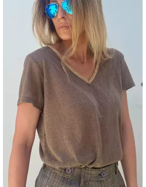 Tee-shirt d'aspect lin à encolure fantaisie en V Molly Bracken, coloris marron kaki - Référence : T427DP Kaki Marron