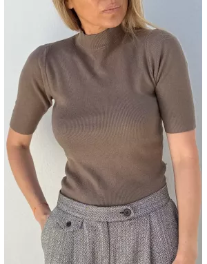 Pull col montant, finement côtelé, manches courtes, coloris kaki,  Molly Bracken - Référence : E1465DN