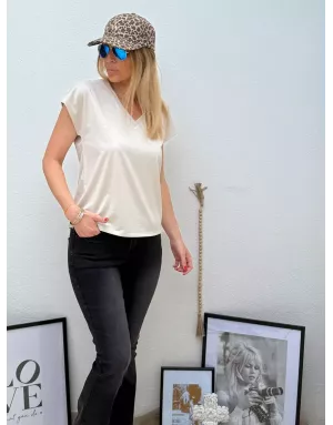 Tee-shirt fantaisie doré léger, encolure en v Molly Bracken - Référence : T1533DN light doré