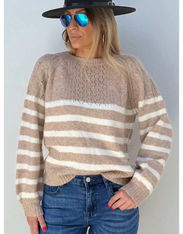 Pull maille tressée et ajourée Molly Bracken, rayé, coloris beige et blanc, référence LA1812DN