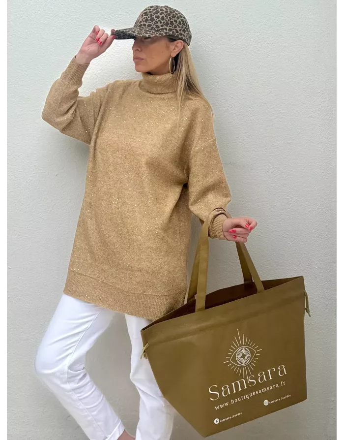Pull long et oversize Molly Bracken, parsemé de sequins, coloris beige camel, référence T1921DN