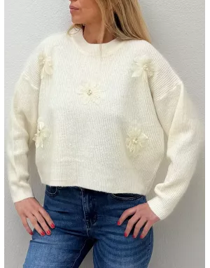 Pull fantaisie, grosse maille côtelée, fleurs fantaisies perlées, coloris blanc cassé,  Molly Bracken - Référence :LA1781DN