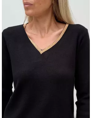 Pull fin à encolure fantaisie en V Molly Bracken, coloris noir- Référence : T1938DN