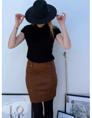 Jupe courte Molly Bracken, effet daim, coloris marron, ref T2136DH