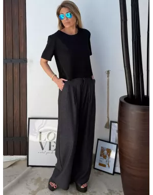 Tee-shirt court Lili Sidonio, forme top, encolure ronde, coloris noir - Référence : LAL596DN