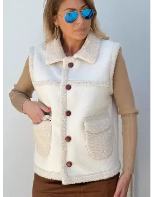 Gilet sans manches Molly Bracken, bi-matière, imitation peau retournée et mouton, coloris beige- Référence : T2132DH