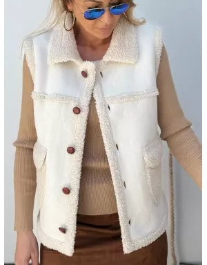 Gilet sans manches Molly Bracken, bi-matière, imitation peau retournée et mouton, coloris beige- Référence : T2132DH