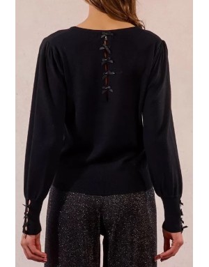 Pull fantaisie, encolure ronde, noeuds fantaisies, coloris noir,  Molly Bracken - Référence : LA1840DN