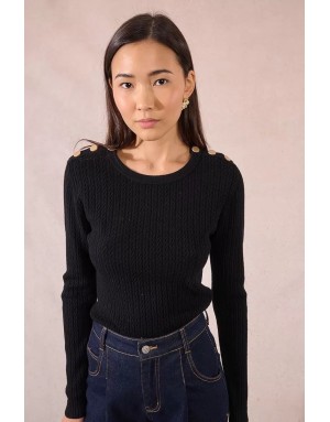 Pull maille torsadée, coupe ajustée, coloris noir, boutonnière aux épaules, Molly Bracken - Référence : LA906DN