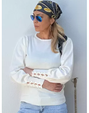 Pull fantaisie, encolure ronde, noeuds fantaisies, coloris blanc cassé  Molly Bracken - Référence : LA1840DN