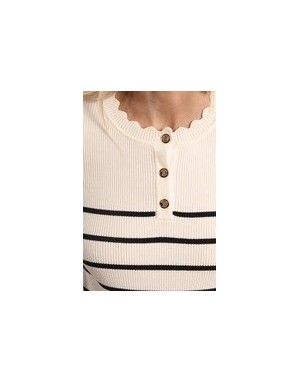 Pull fin rayé, maille côtelée, manches longues, encolure festonné, coloris écru/navy  Molly Bracken - Référence : LA1834DN