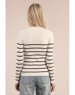 Pull fin rayé, maille côtelée, manches longues, encolure festonné, coloris écru/navy  Molly Bracken - Référence : LA1834DN