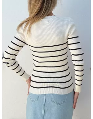 Pull fin rayé, maille côtelée, manches longues, encolure festonné, coloris écru/navy  Molly Bracken - Référence : LA1834DN