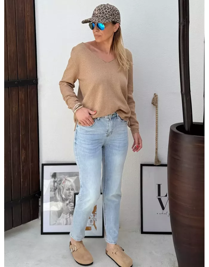 Pull maille pailletée Molly Bracken, col v, coloris beige, référence LA1832DN
