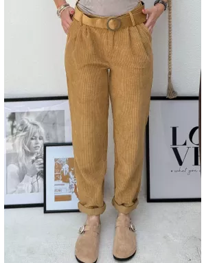 Pantalon velours côtelé Molly Bracken, taille haute, coupe droite légèrement ballon, ceinture amovible - Référence : T1432DN