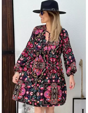 Robe fluide Molly Bracken, imprimé folk coloré sur fond noir, , référence T1863DH