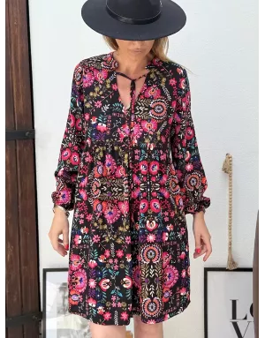 Robe fluide Molly Bracken, imprimé folk coloré sur fond noir, , référence T1863DH
