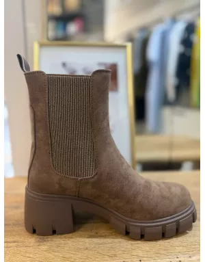 Bottines Herine, coloris café, en bi-matière noirs à semelle crantée Vanessa WU - BT2815