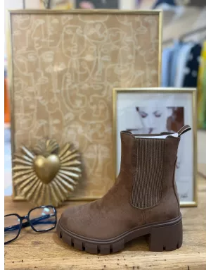 Bottines Herine, coloris café, en bi-matière noirs à semelle crantée Vanessa WU - BT2815