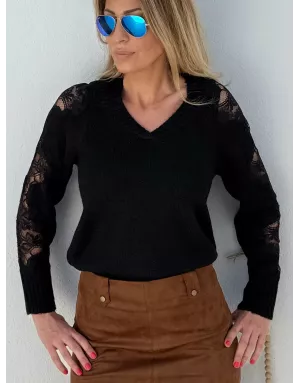 Pull maille avec laine Molly Bracken, manches ajourées insert de dentelle, coloris noir, référence E1740DN