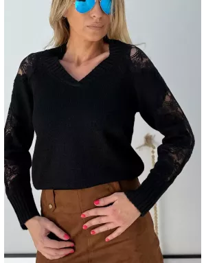 Pull maille avec laine Molly Bracken, manches ajourées insert de dentelle, coloris noir, référence E1740DN