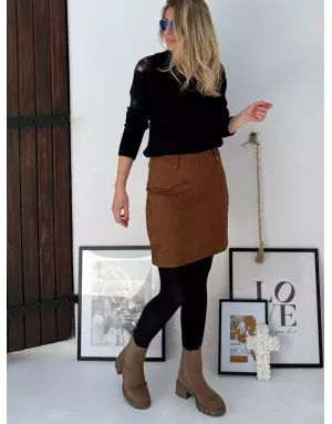 Pull maille avec laine Molly Bracken, manches ajourées insert de dentelle, coloris noir, référence E1740DN
