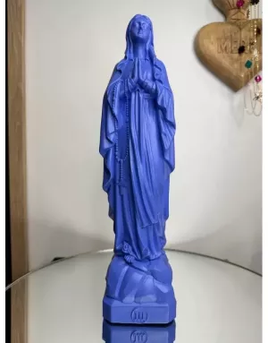 Statuette de la Vierge de Lourdes – Symbole de grâce et de pureté