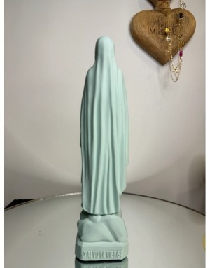 Statuette de la Vierge de Lourdes – Symbole de grâce et de pureté