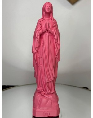 Statuette de la Vierge de Lourdes – Symbole de grâce et de pureté