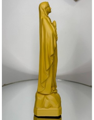 Statuette de la Vierge de Lourdes – Symbole de grâce et de pureté