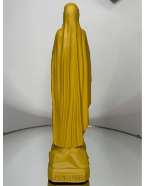 Statuette de la Vierge de Lourdes – Symbole de grâce et de pureté