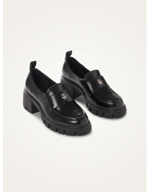 Mocassins noirs Dorothée, effet cuir vieilli, talon et semelle épaisse crantée, Vanessa WU - MO2718NR