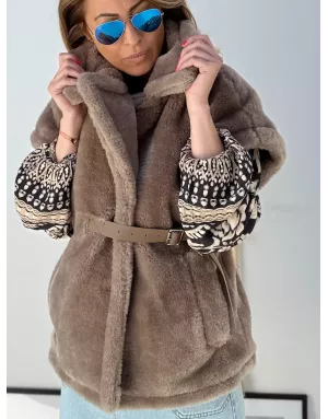 Veste effet fourrure Molly Bracken, sans manches, coloris marron- Référence : HA109DH