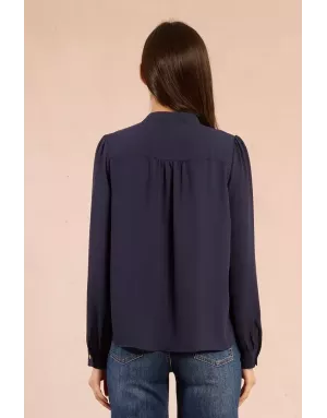 Chemise fluide Molly Bracken, col jabot, coloris Navy - Référence : G953DN