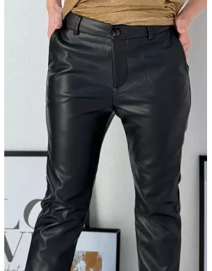 Pantalon droit en similicuir Molly Bracken, taille semi haute, couleur noir - Référence : T1502DH