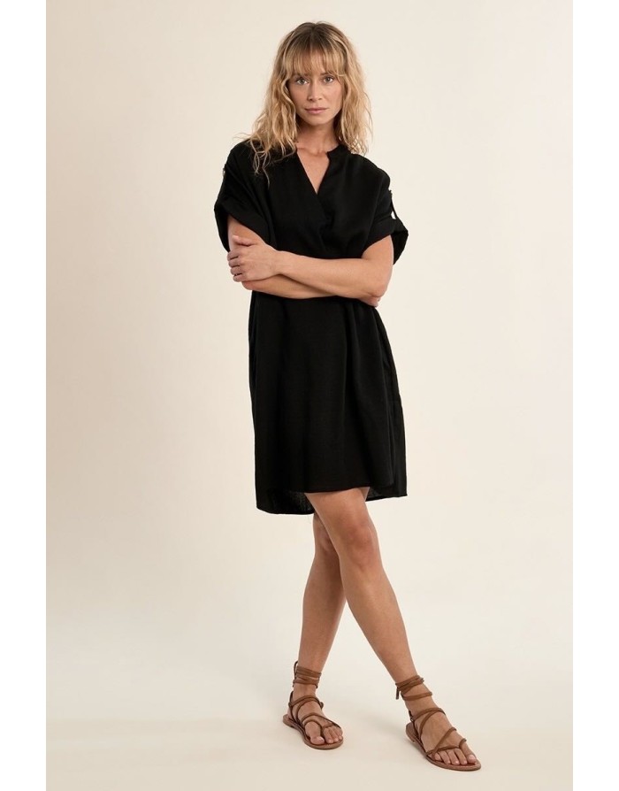Robe chemise courte Molly Bracken, tissu noir aspect lin -  Référence P1871EP