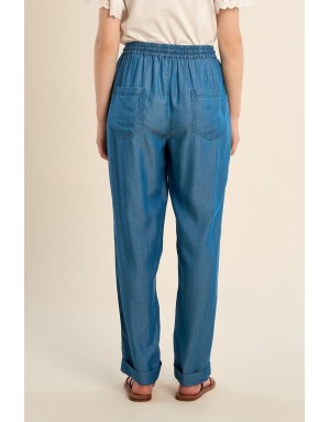 Pantalon coupe carotte jogpant Molly Bracken, 100% lyocell, taille haute élastiquée, coloris jean mid blue -  Référence ZP126EE