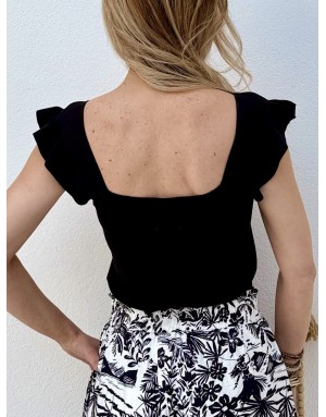 Top noir en maille, pièce féminine et élégante, coupe ajustée et manches volants, réf TL510EE