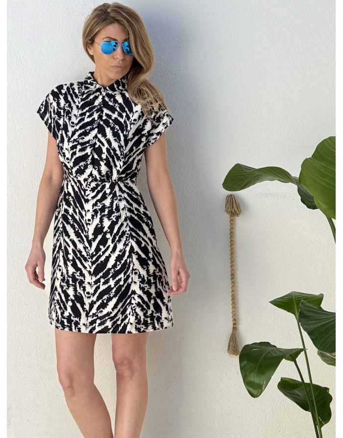 Robe chemise courte imprimée Lili Sidonio by Molly Bracken, manches courtes - Référence LAL644E