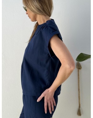Top fluide Molly Bracken, coloris Navy, se porte en ensemble avec le pantalon G956EP - Référence : G941EP